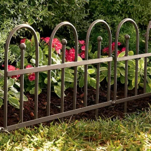 Iron Fence Wrought Iron Edging with Ground Stakes and Gunmetal Finish